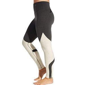 CALIA by Carrie Underwood Limited Edition Onyx Lace Velvet Pieced leggings